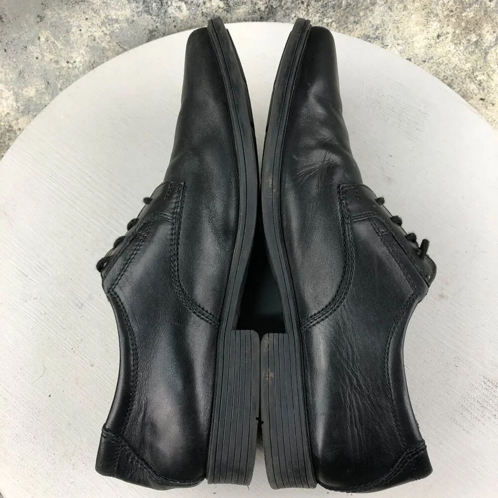 Clarks Men's Size 8.5M Collection Tilden Plain Black Ultimate Comfort Oxfords